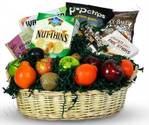 gluten-free-basket-with-fruit1